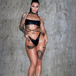 Ivy Lebelle en 'Rickys Room' El doble de agradable (Miniatura 1)