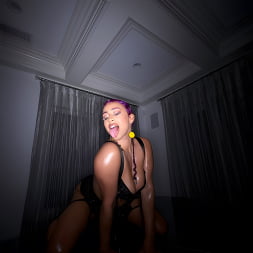 Ms Sapphire in 'Rickys Room' Best Head In The Game (Thumbnail 5)